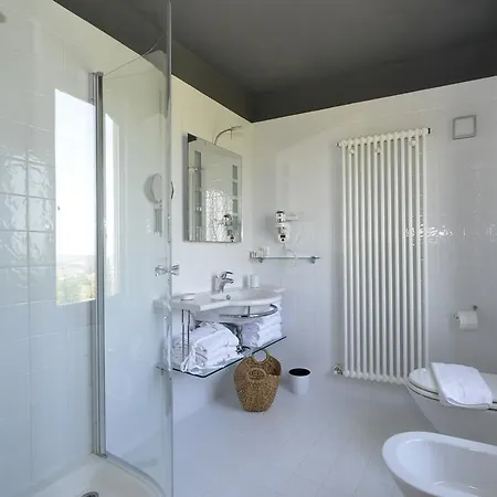 Cascina San Michele 3* كوستيليولي دستي