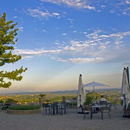 Cascina San Michele فندق مبيت وإفطار 3*